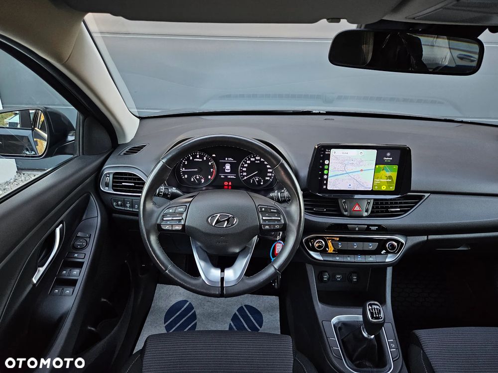 Hyundai i30 1.5 DPI Classic + - 8