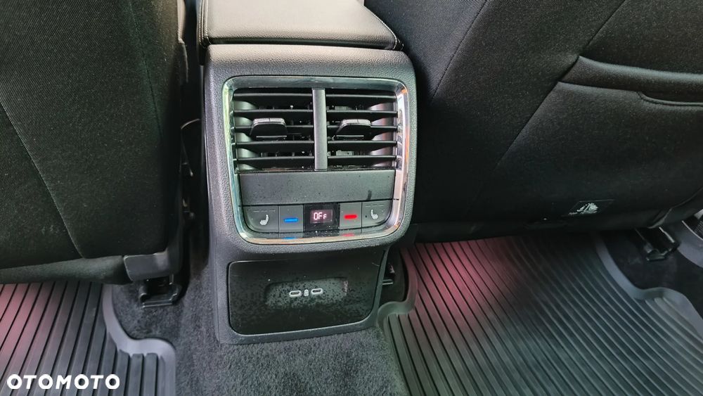 Skoda Octavia 2.0 TDI 4x4 Style DSG - 21