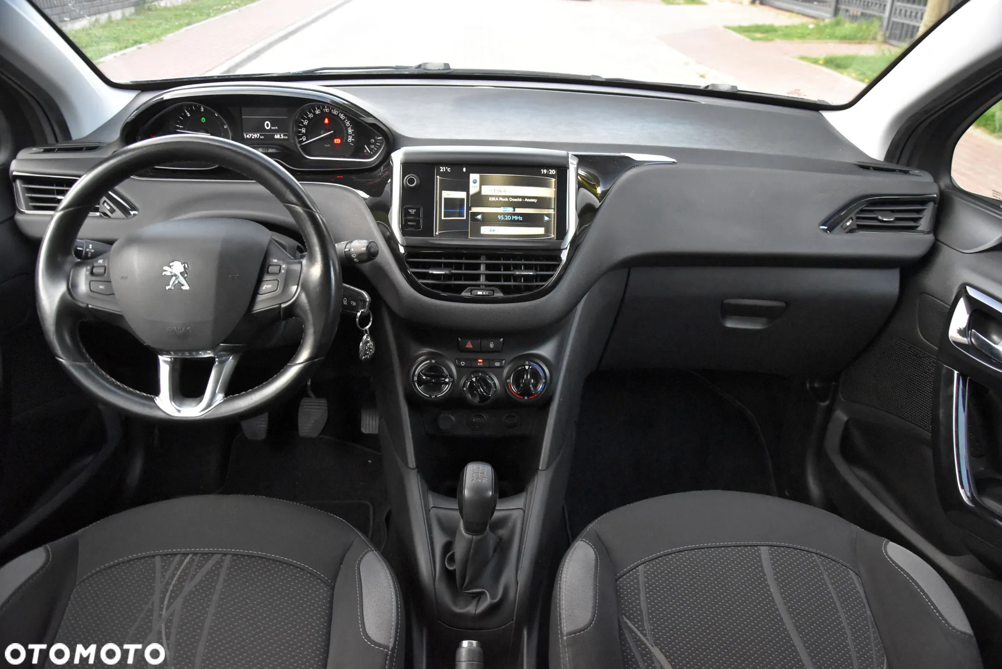 Peugeot 208 HDi 68 Like - 20
