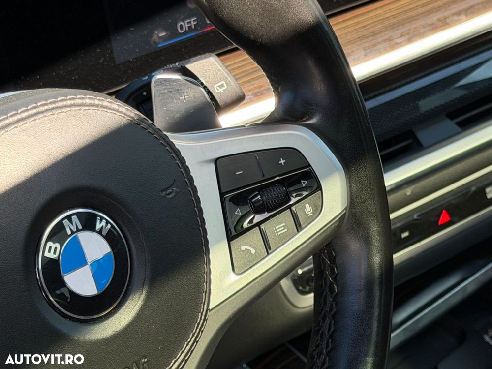 BMW X7 xDrive40d AT MHEV - 17