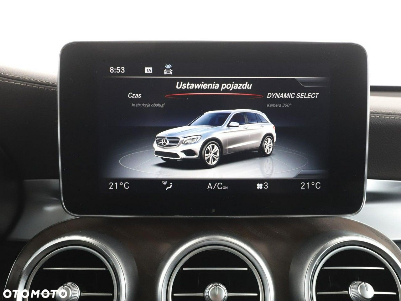 Mercedes-Benz GLC - 23