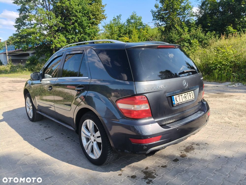Mercedes-Benz ML 320 CDI 4Matic 7G-TRONIC - 6