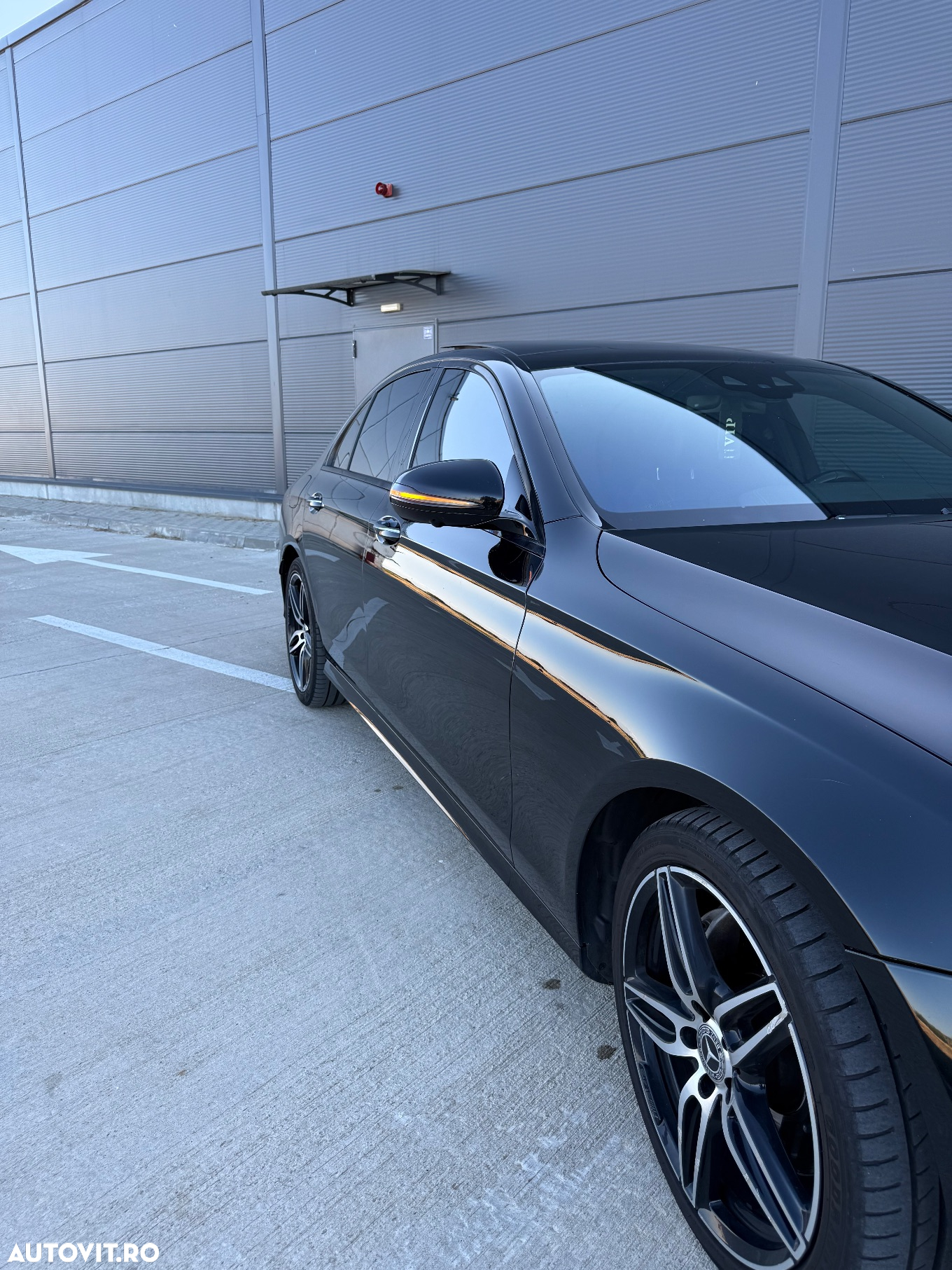 Mercedes-Benz E 220 d Aut. - 8