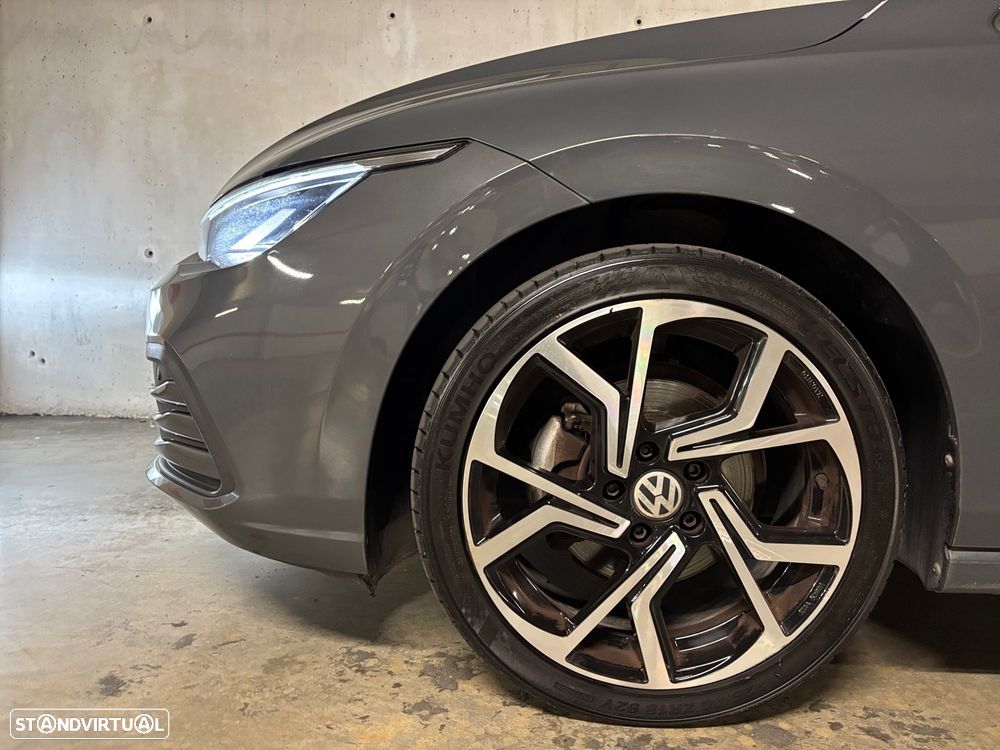 VW Golf 1.0 eTSI Life DSG - 18