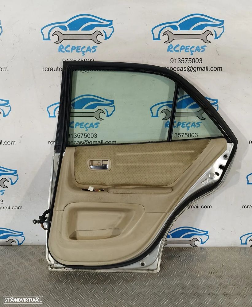 .PORTA TRASEIRA TRÁS DIREITA LEXUS IS I 200 XE10 - 2