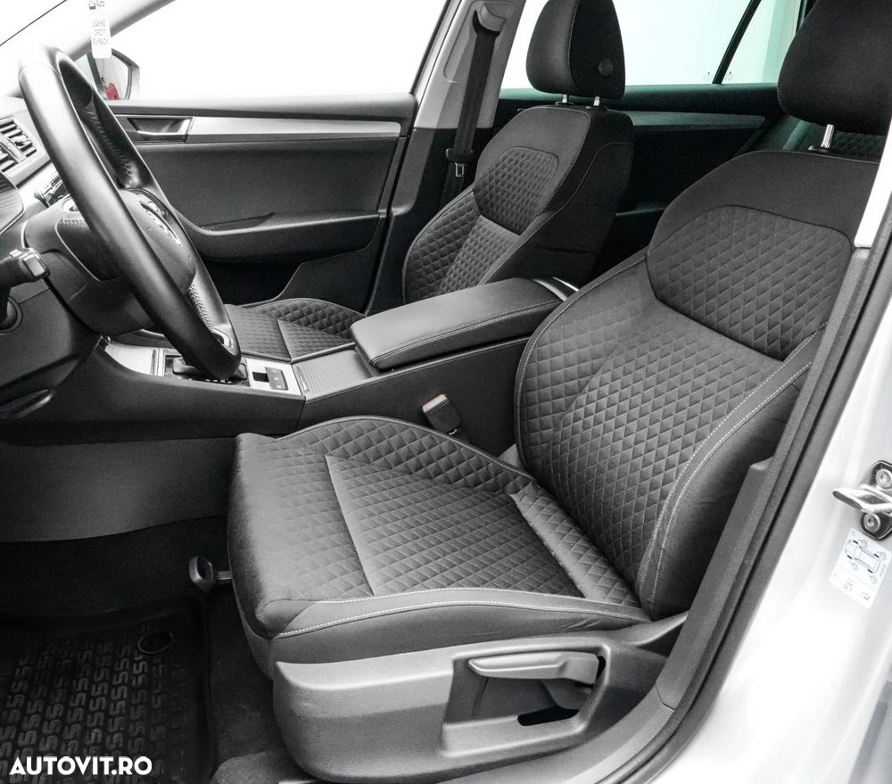 Skoda Superb 2.0 TDI DSG Style - 14