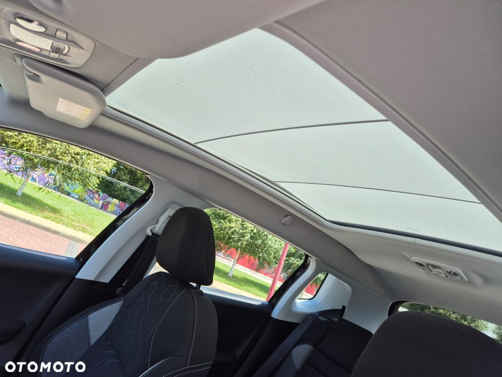 Peugeot 2008 1.2 Pure Tech GPF Allure S&S EAT6 - 19