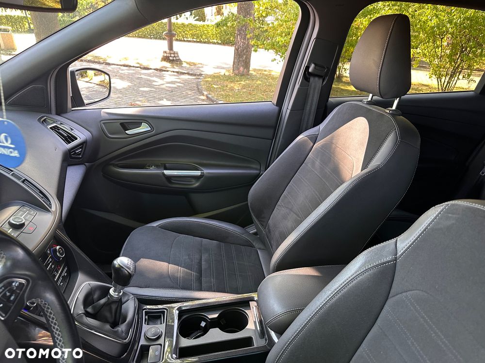 Ford Kuga 2.0 TDCi 4x4 ST-Line - 17