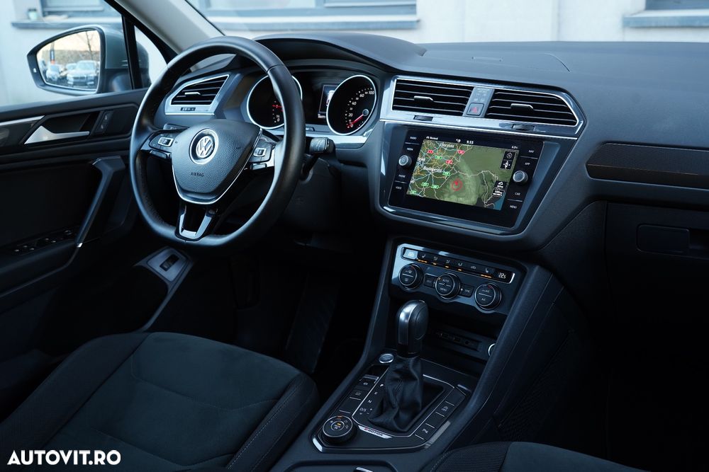 Volkswagen Tiguan 2.0 TDI 4Mot DSG Elegance - 14