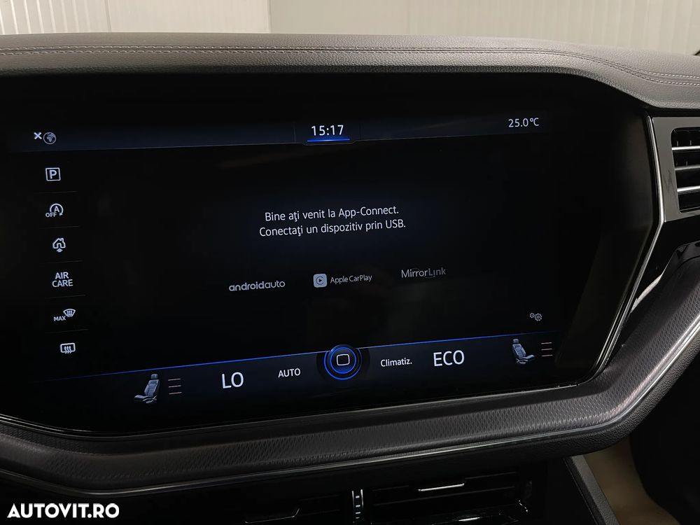 Volkswagen Touareg V6 TDI 4MOTION R-Line - 22