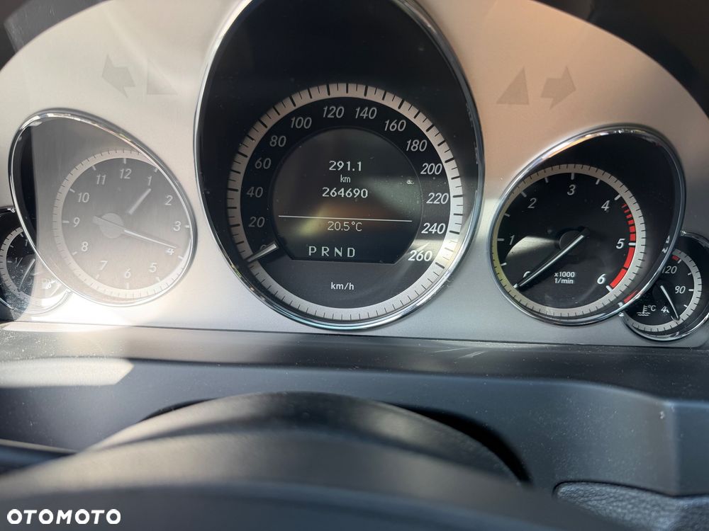 Mercedes-Benz Klasa E 350 CDI BlueEff - 10