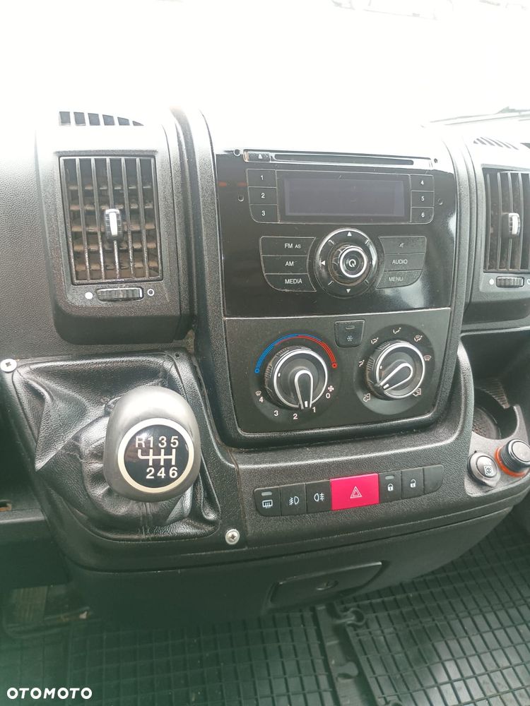 Peugeot Boxer 335 2.2 HD - 10