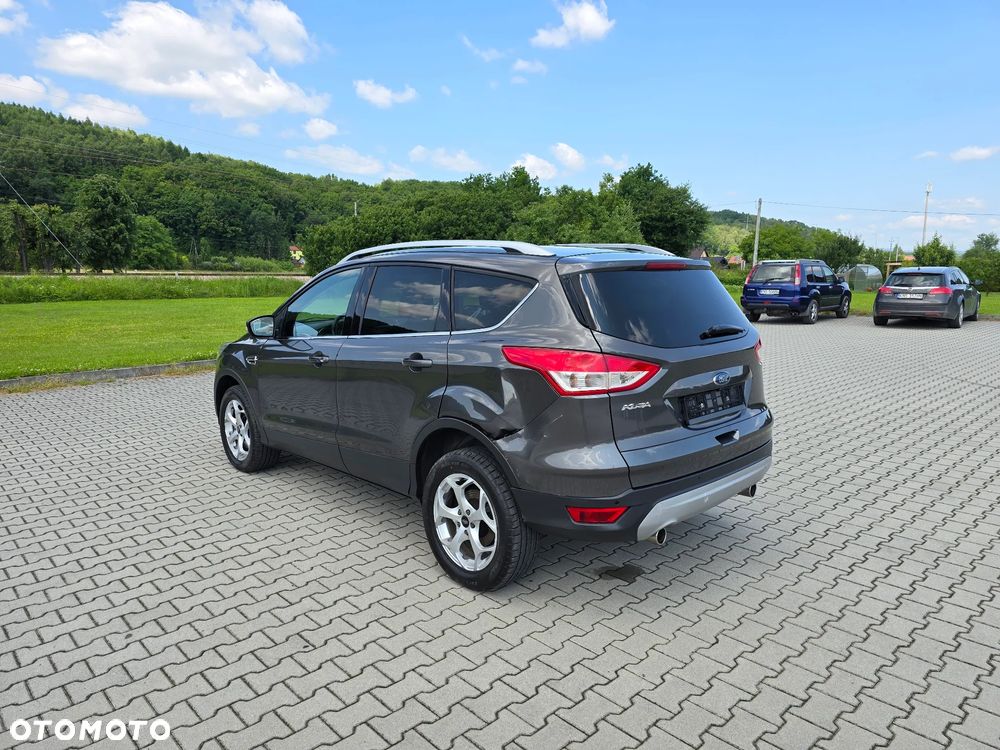 Ford Kuga 2.0 TDCi 4x4 Titanium - 23