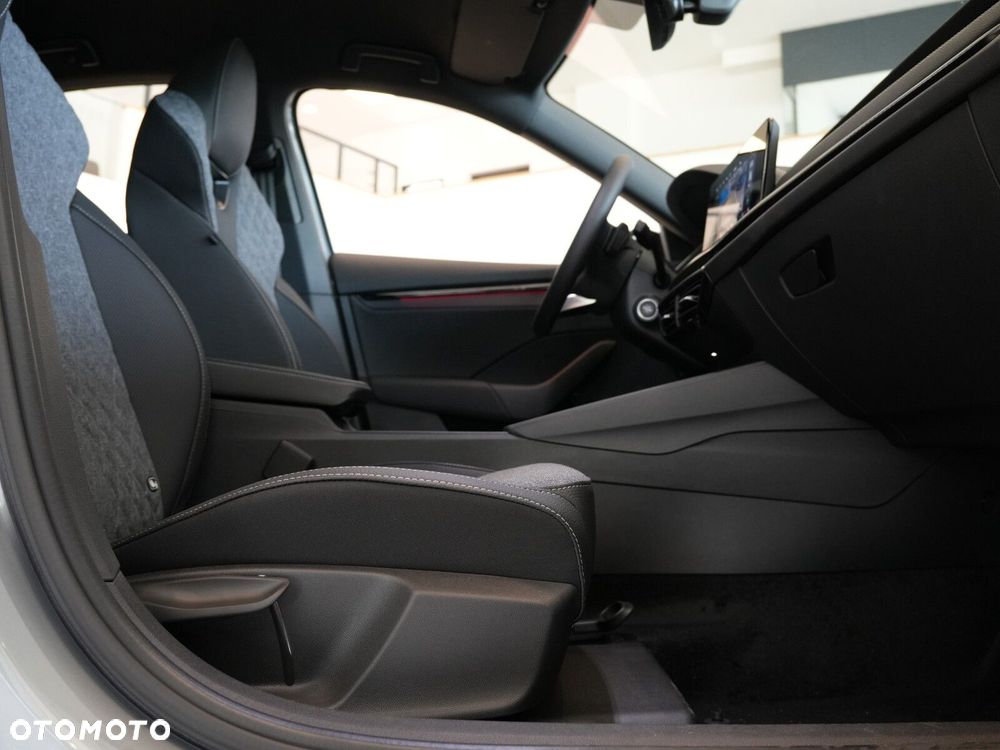 Skoda Octavia 1.5 TSI mHEV Sportline DSG - 41