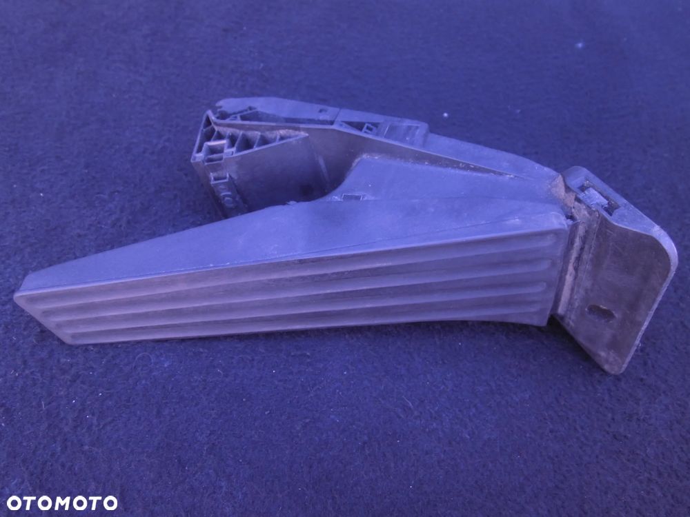 PEDAŁ GAZU POTENCJOMETR 6789998 BMW X1 X3 X5 E60 E70 E83 E87 E90 F01 F02 F10 F11 F15 F25 - 2