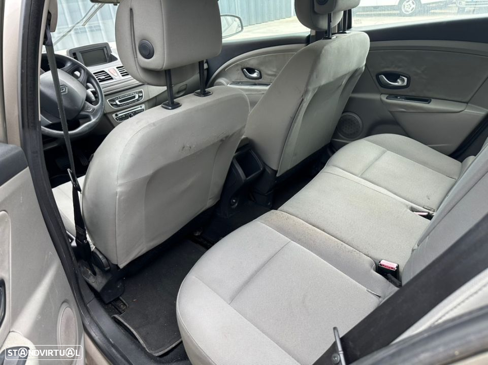 Renault Megane 3 Para Peças 1.5 Dci - 6