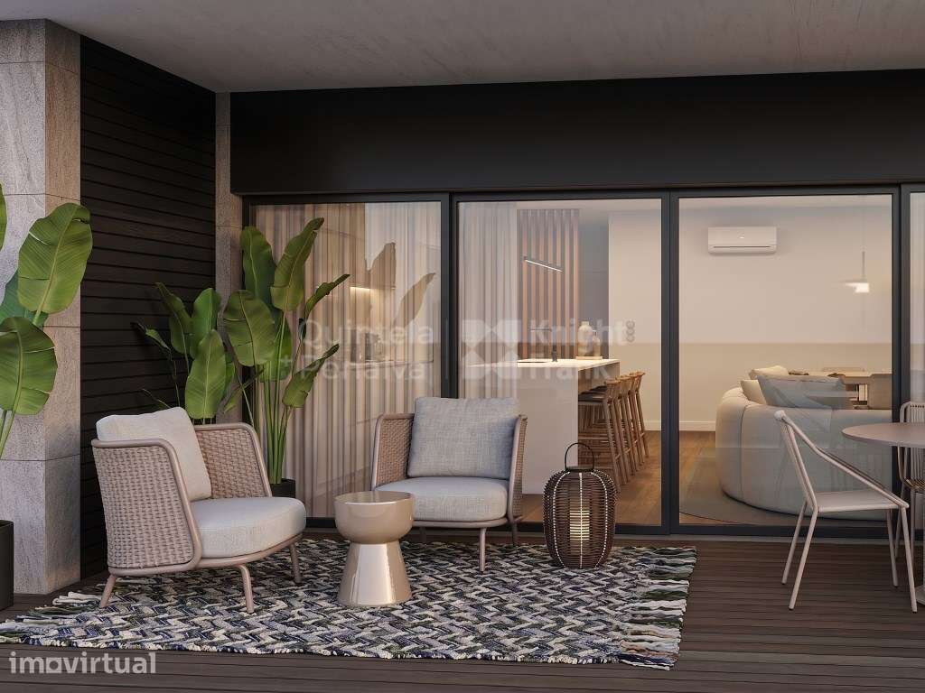 Apartamento T3 em condomínio com piscina, Caxias - Grande imagem: 2/39