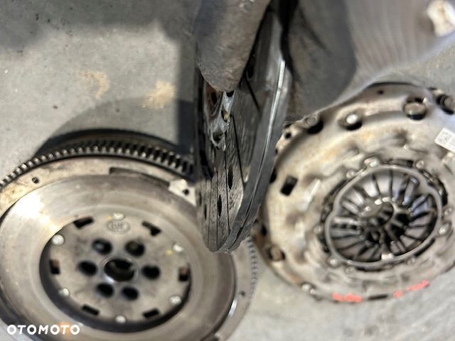 VW T6 T6.1 koło dwumasowe sprzęgło 04l105266aj 04l141025h 04l141031g 42tys - 8