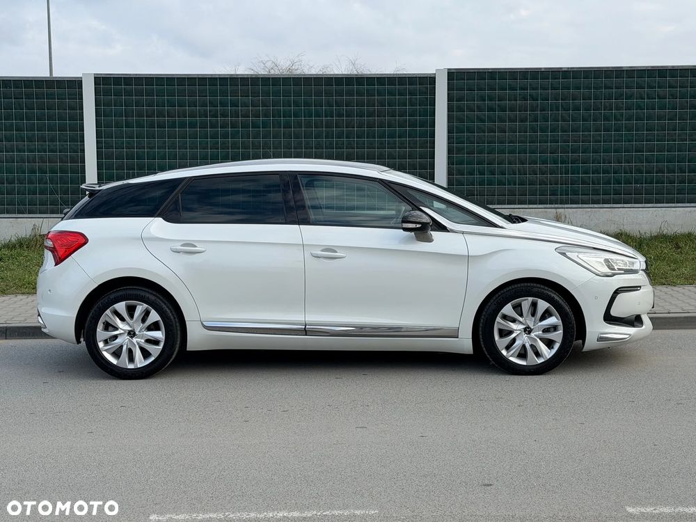 Citroën DS5 - 5