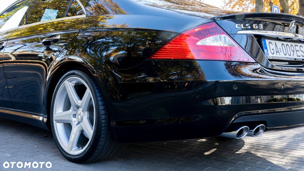 Mercedes-Benz CLS 63 AMG 7G-TRONIC - 7