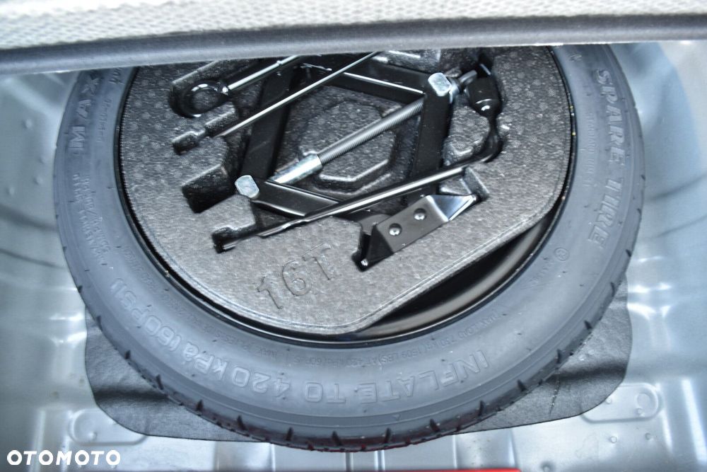 Kia XCeed 1.5 T-GDI M DCT - 32