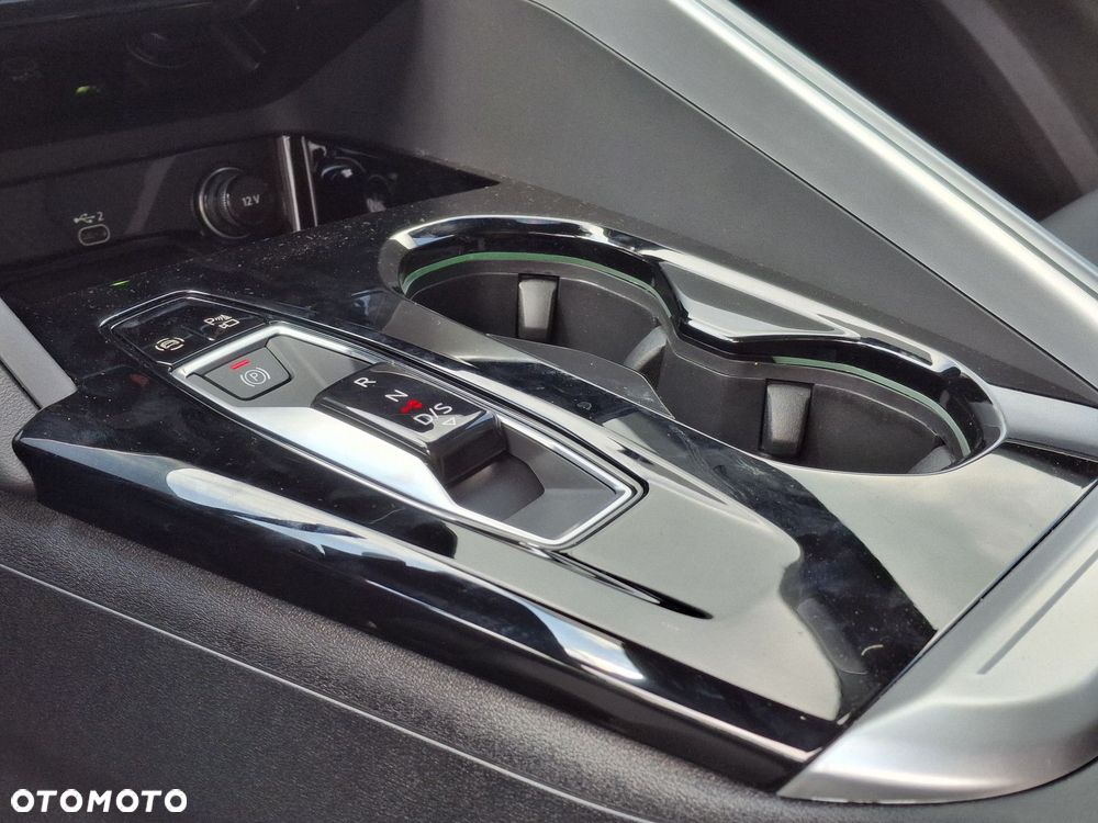 Audi Q5 Sportback - 37