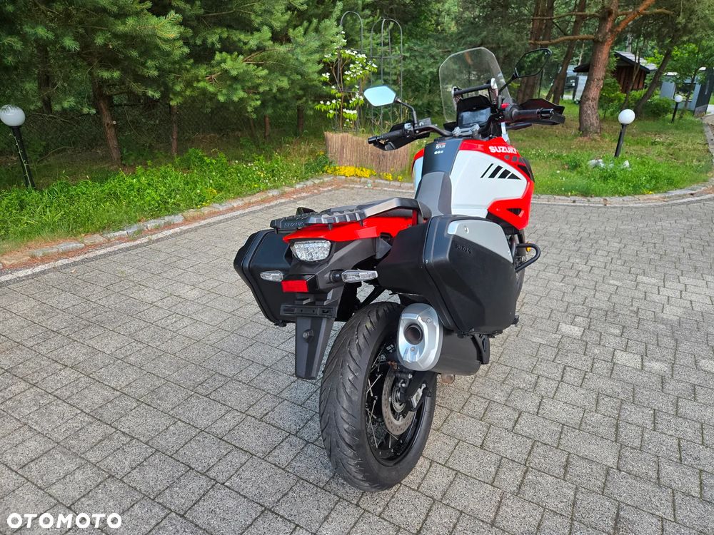Suzuki V-STROM - 8