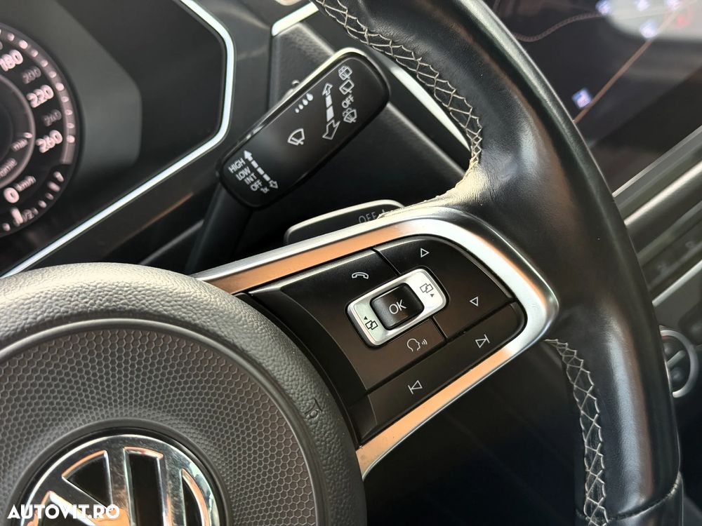 Volkswagen Tiguan - 22