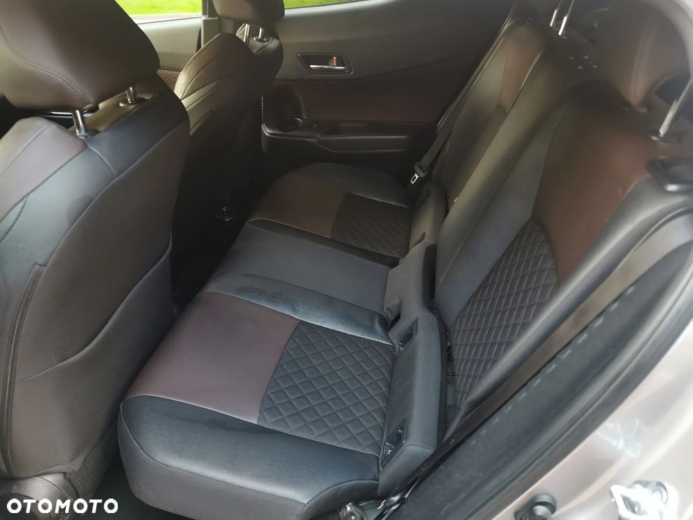 Toyota C-HR Lounge - 20