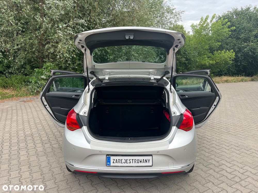 Opel Astra 1.4 Turbo Active - 19