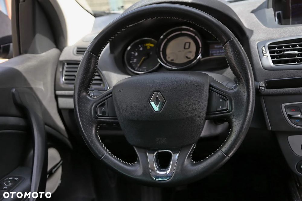 Renault Megane 1.5 dCi Bose - 25