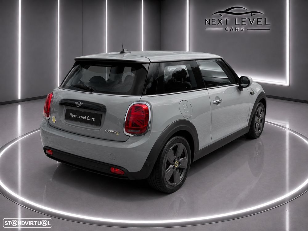 MINI 3 Portas Cooper SE - 12