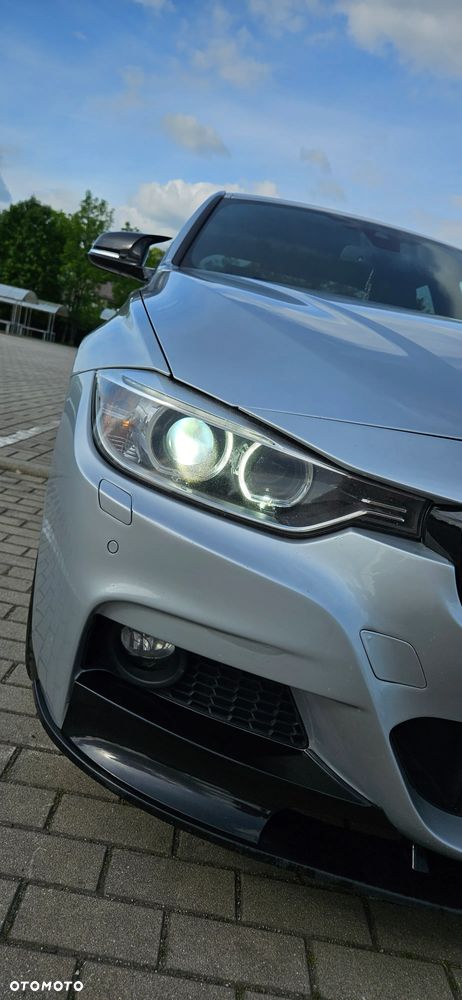 BMW Seria 3 320d xDrive Sport-Aut Luxury Line - 24