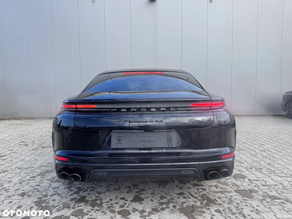Porsche Panamera 4S E-Hybrid PHEV - 6