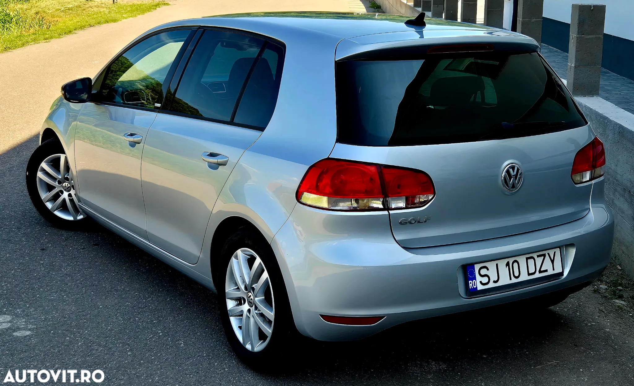 Volkswagen Golf 1.6 TDI DPF BlueMotion Technology Style - 3