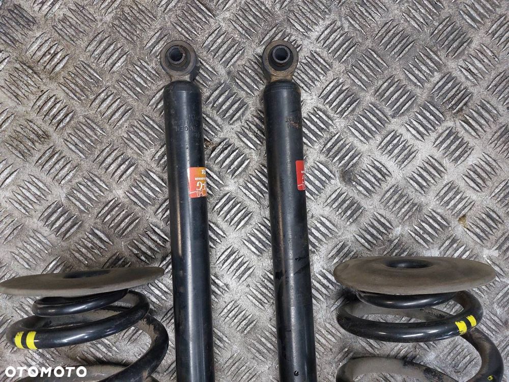 AMORTYZATORY + SPRĘŻYNY TYŁ KOMPLET BMW E46 COMPACT KYB 343352 - 3
