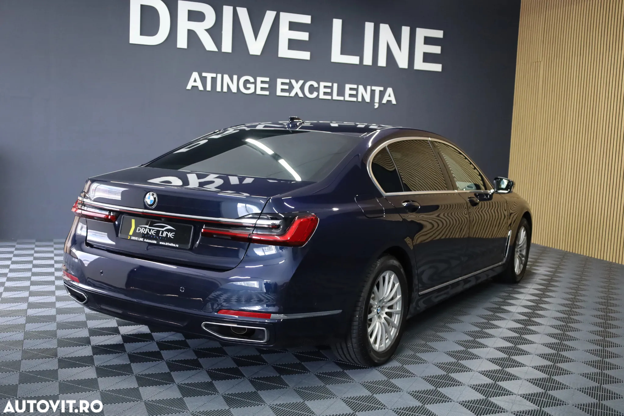 BMW Seria 7 740Li xDrive - 8