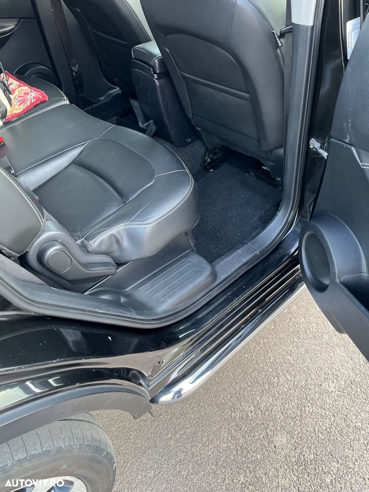 Nissan Qashqai+2 2.0 dCi DPF 4x4 tekna - 10