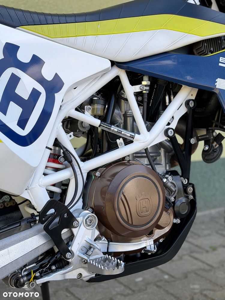 Husqvarna 701 - 14