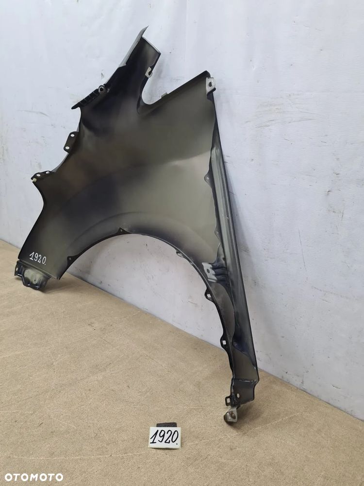 Toyota Verso 09-13r błotnik prawy przód przedni - 6