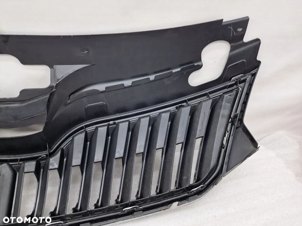 SKODA RAPID 5JA 12- ATRAPA PRZEDNIA PRZÓD / GRILL , NR 5JA853668 , NR AUKCJI NG547 - 17