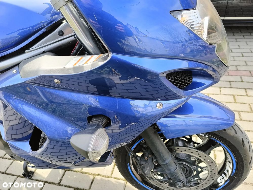 Suzuki GSX - 25