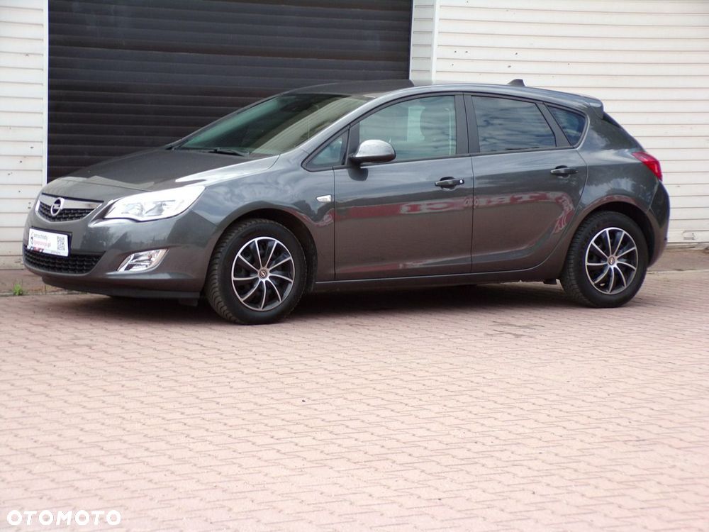 Opel Astra - 10