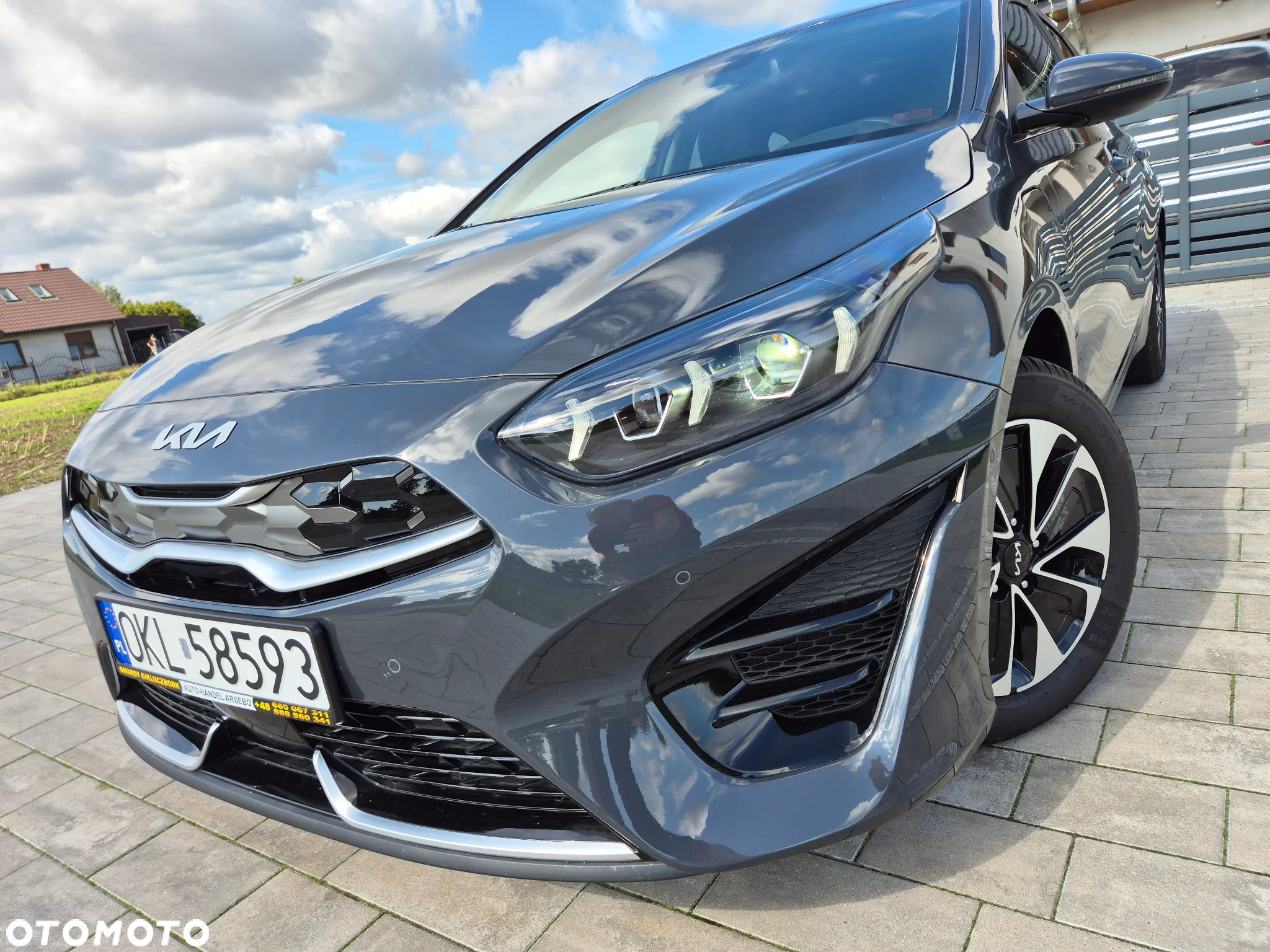 Kia Ceed - 29