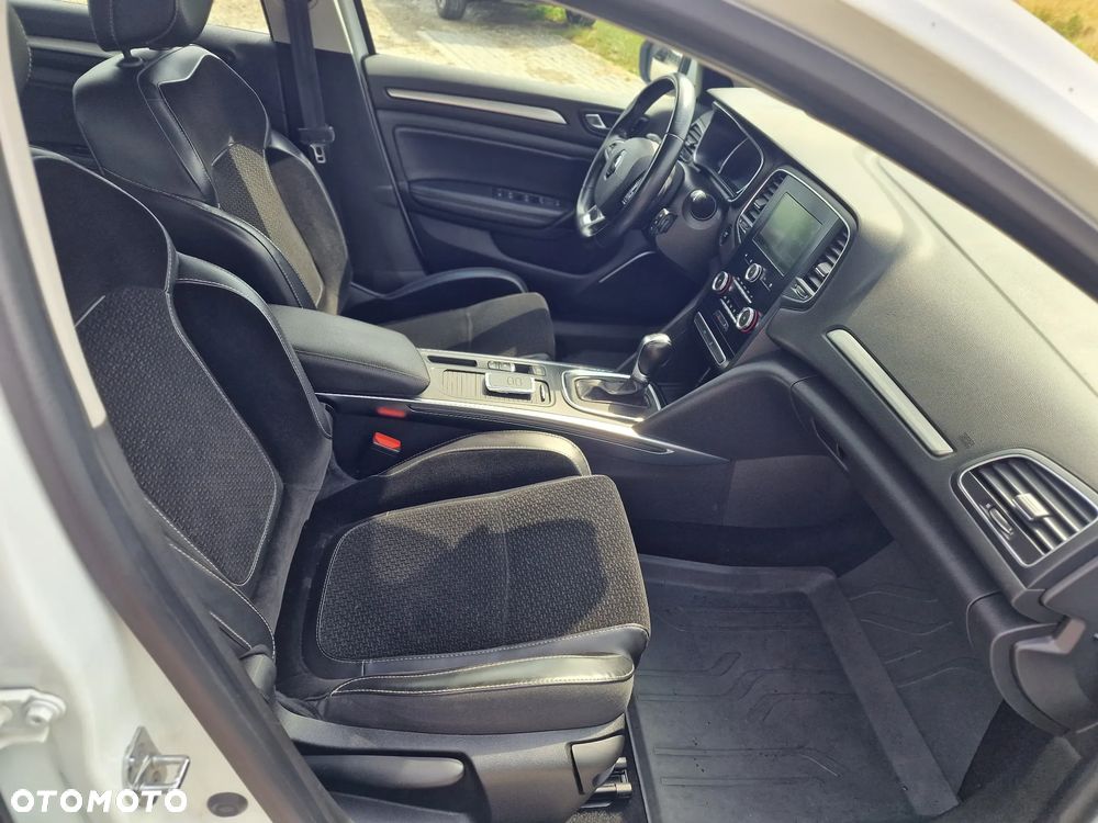 Renault Megane 1.5 dCi Bose EDC - 29