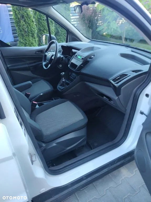 Ford Transit Connect L2 - 15