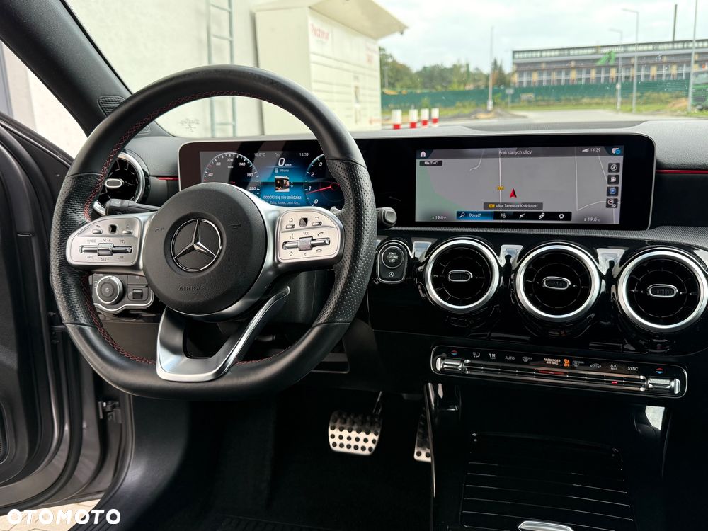 Mercedes-Benz Klasa A 200 AMG Line 7G-DCT - 13