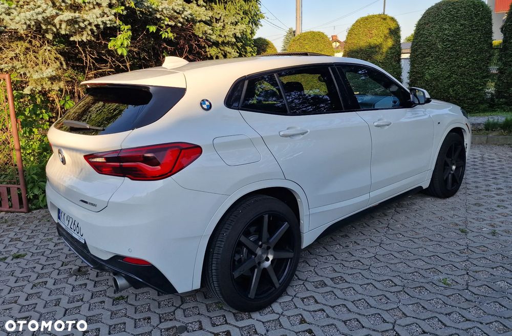BMW X2 xDrive20i Advantage Plus - 3