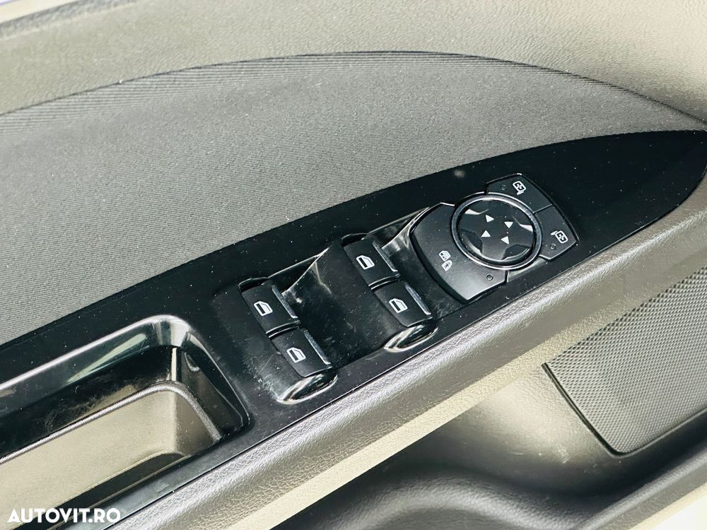 Ford Mondeo 2.0 EcoBlue Business Edition - 16