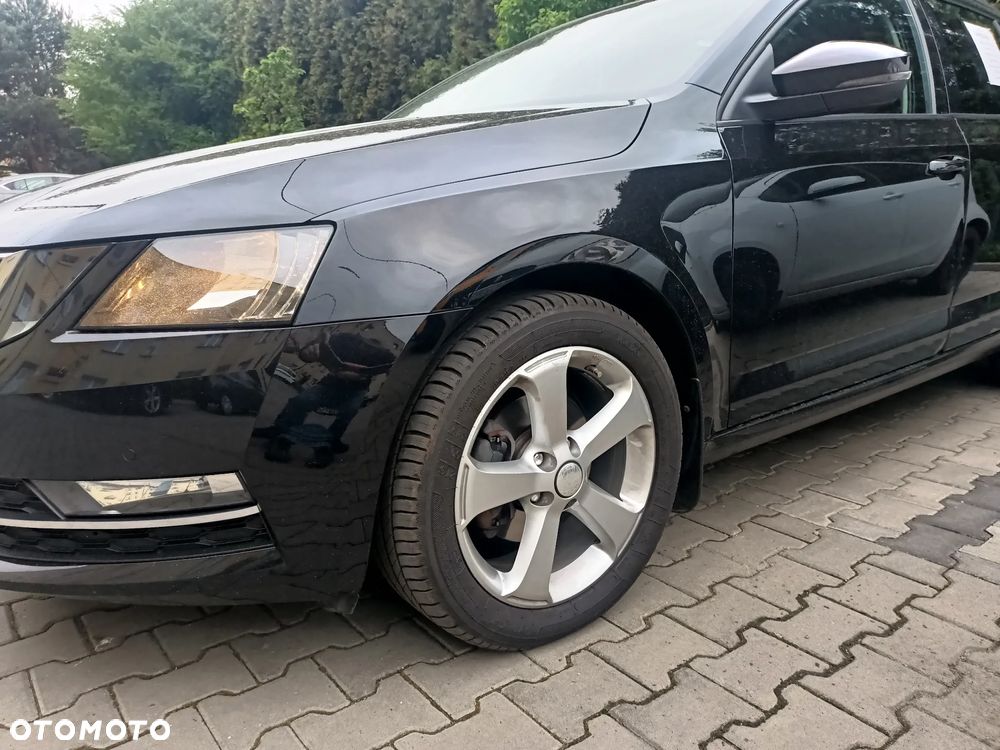 Skoda Octavia 1.5 TSI ACT Ambition - 2
